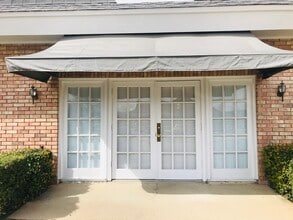 1615 W Abram St, Arlington, TX à louer Photo intérieure– Image 1 sur 9