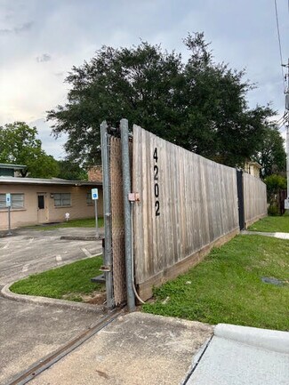 Plus de détails pour 4202 Sherwood Ln, Houston, TX - Bureau à louer