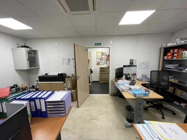 Bureau dans Rouen à louer - Photo de l’immeuble – Image 3 sur 5