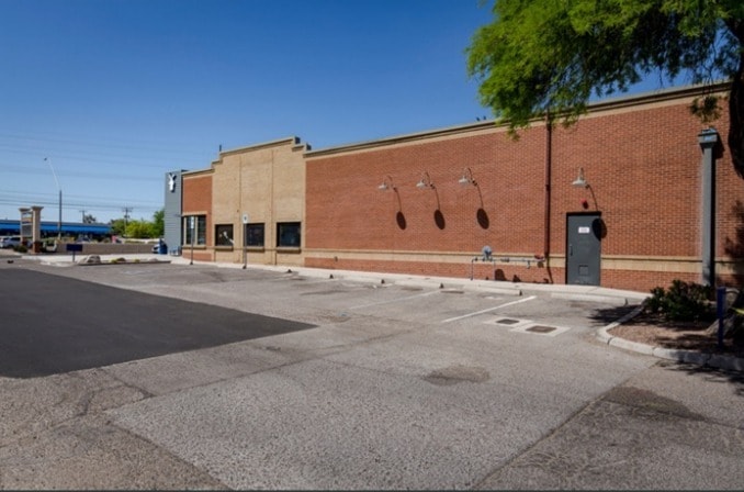 4625 E Grant Rd, Tucson, AZ à vendre - Photo de l’immeuble – Image 3 sur 14