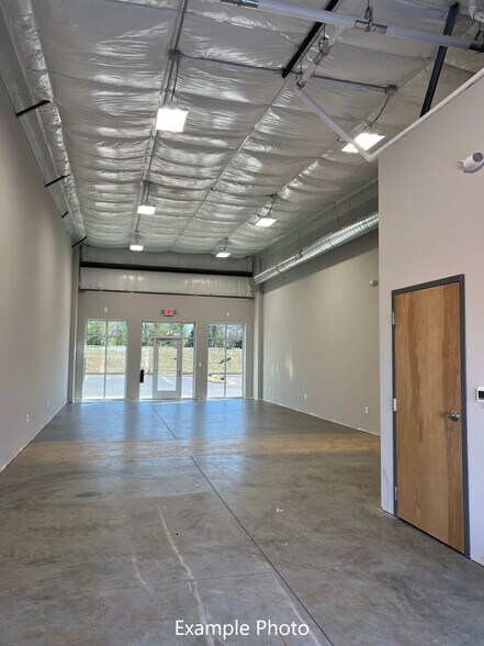 920 Brawley School Rd, Mooresville, NC à louer - Photo intérieure – Image 3 sur 8