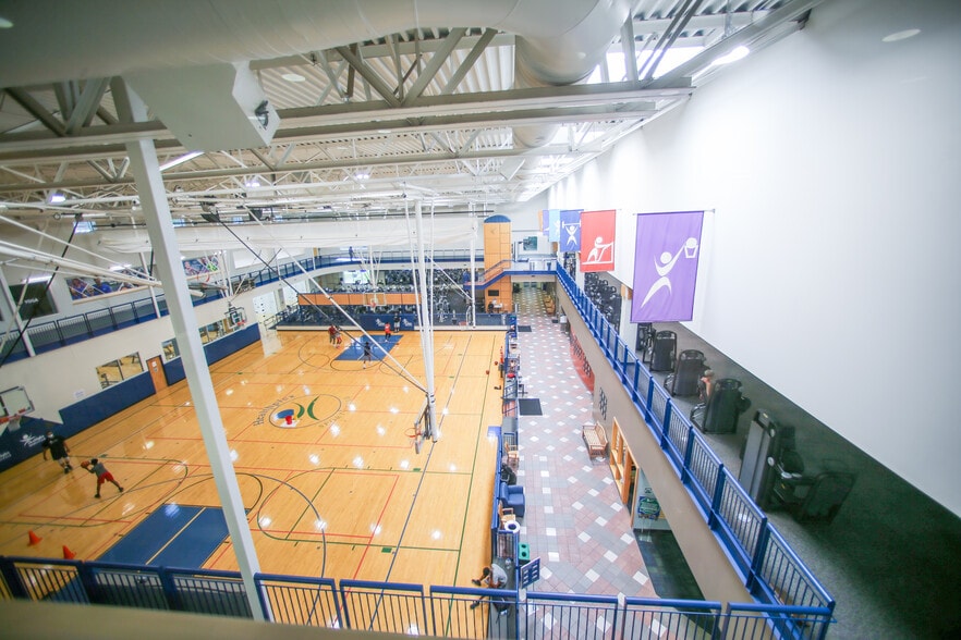 3660 Guion Rd, Indianapolis, IN à louer - Photo intérieure – Image 1 sur 13