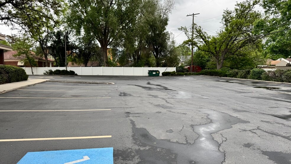 159 W Center St, Midvale, UT à louer - Photo de l’immeuble – Image 3 sur 13
