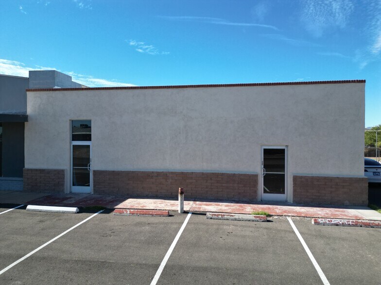 2010 S Park Ave, Tucson, AZ à louer - Photo de l’immeuble – Image 2 sur 3