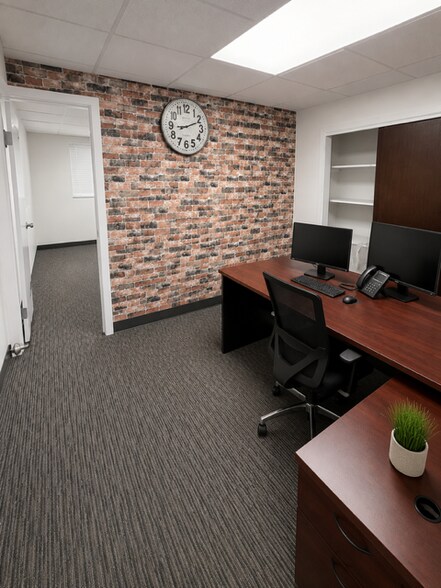 230 Hilton Ave, Hempstead, NY à vendre - Photo de l’immeuble – Image 3 sur 8