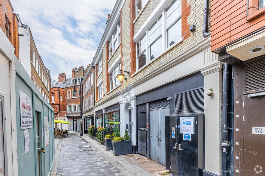 8-10 Pollen St, Londres à louer - Photo de l’immeuble – Image 3 sur 5