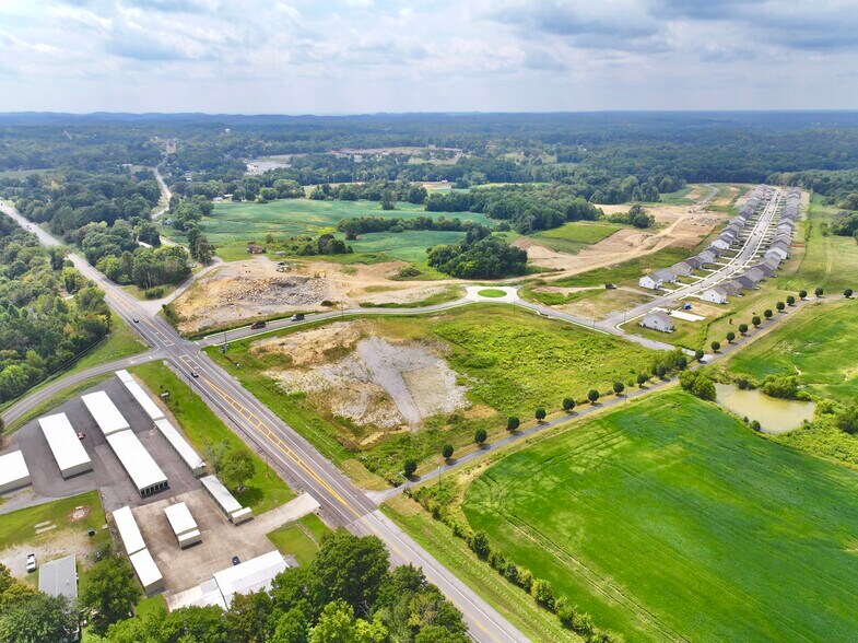 Highway 31, Westmoreland, TN à vendre - Photo de l’immeuble – Image 3 sur 9