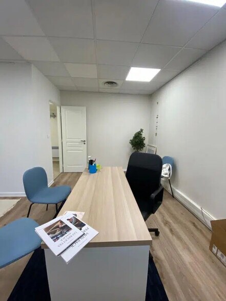 Bureau dans Le Mans à louer - Photo de l’immeuble – Image 3 sur 5