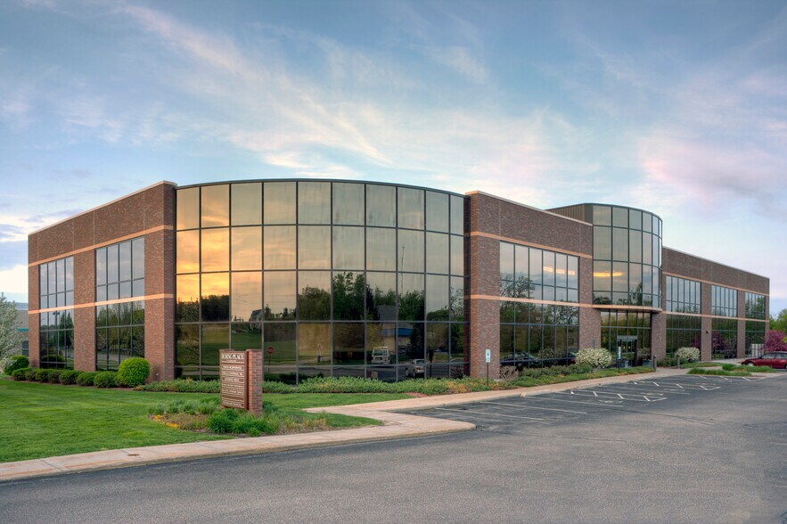 1111 Deming Way, Madison, WI à louer - Photo de l’immeuble – Image 2 sur 5