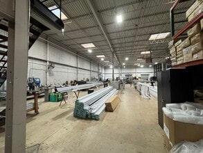 1330 Livingston Ave, North Brunswick, NJ à louer Photo intérieure– Image 1 sur 14