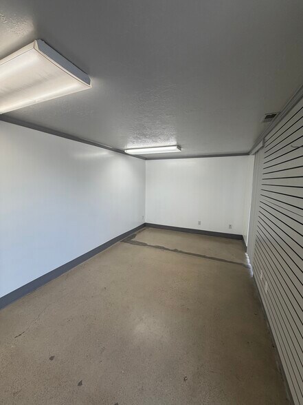 257-263 W 2950 S, Salt Lk, Salt Lake City, UT à louer - Photo de l’immeuble – Image 3 sur 10
