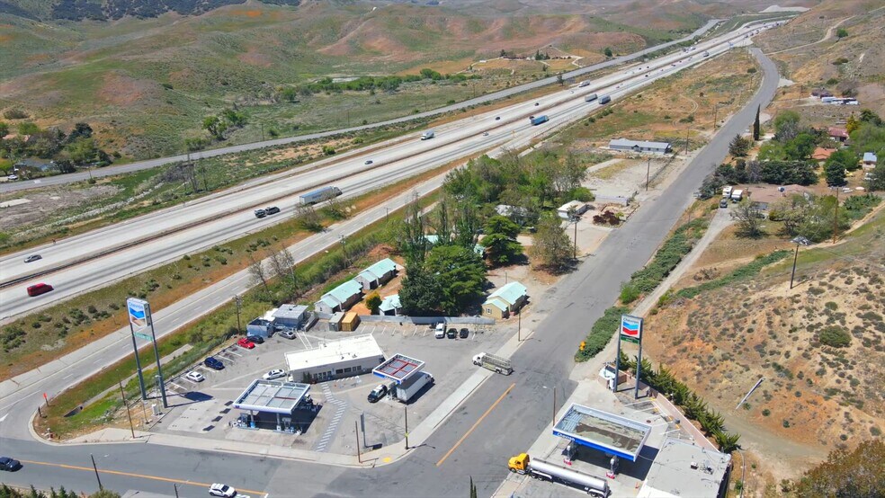 49771 Gorman Post Rd, Gorman, CA à vendre - Vidéo sur l’annonce professionnelle – Image 2 sur 17