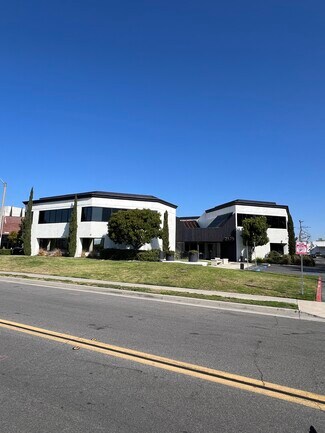 Plus de détails pour 2575 McCabe Way, Irvine, CA - Bureau à louer