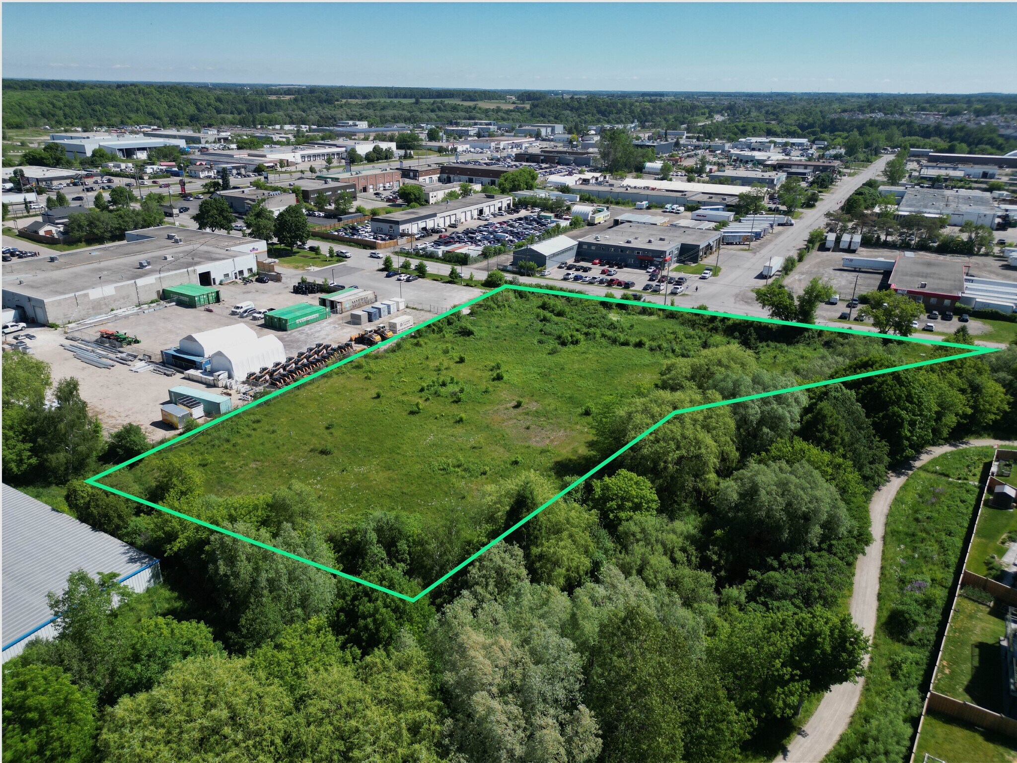 37 Forwell Rd, Kitchener, ON à vendre Aérien– Image 1 sur 4