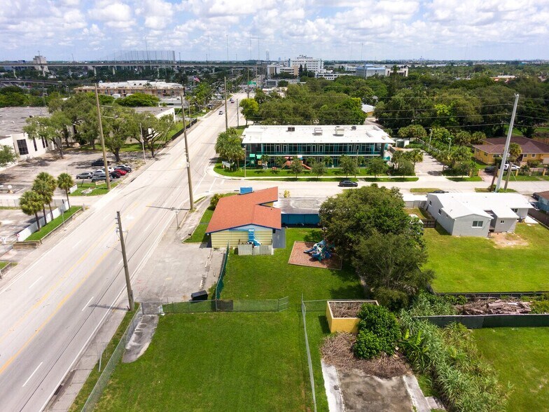 190 NW 163rd St, Miami, FL à vendre - Aérien – Image 2 sur 17