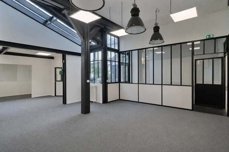 Bureau dans Paris à vendre Photo de l’immeuble– Image 1 sur 14