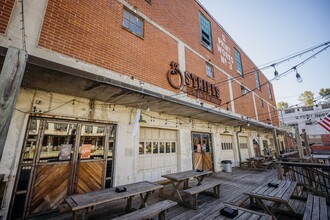 250 Mill St, Taylors, SC à louer Photo de l’immeuble– Image 1 sur 15