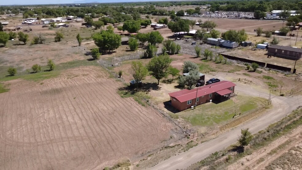 61 Pueblitos Rd, Belen, NM à vendre - Photo de l’immeuble – Image 3 sur 7