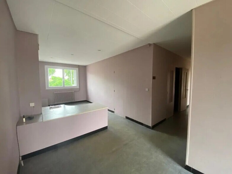 16 Rue Du Lac Bleu, L'Union à louer - Photo de l’immeuble – Image 2 sur 8
