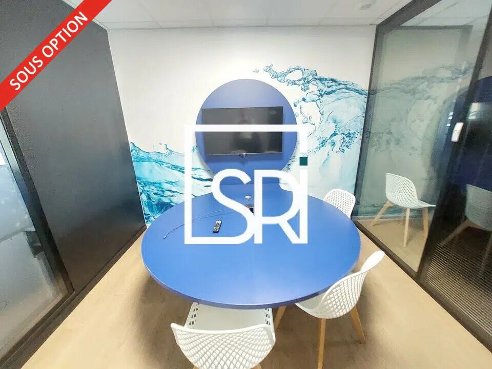 Bureau dans Cournon-d'Auvergne à vendre Photo principale– Image 1 sur 1