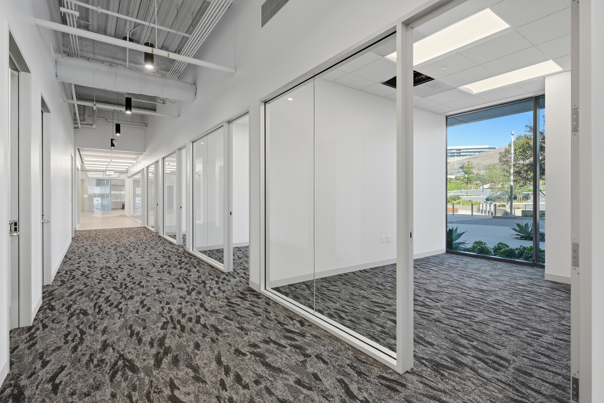 10251 Vista Sorrento Pky, San Diego, CA à louer Photo intérieure– Image 1 sur 6