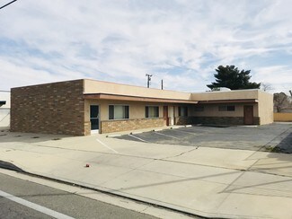 Plus de détails pour 44250 Division St, Lancaster, CA - Bureau à vendre