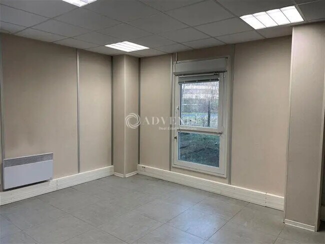 Plus de détails pour 49 Bis Rue Laplace, Blois - Bureau à louer