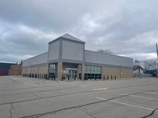 Plus de détails pour 2709 Broadway, Lorain, OH - Local commercial à louer