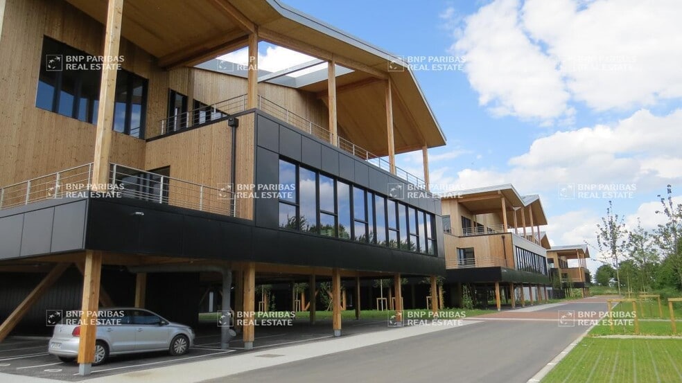 Bureau dans VILLENEUVE-D'ASCQ à louer - Photo de l’immeuble – Image 1 sur 12