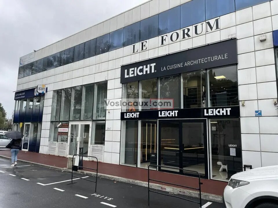 Local commercial dans Antibes à vendre Photo de l’immeuble– Image 1 sur 5