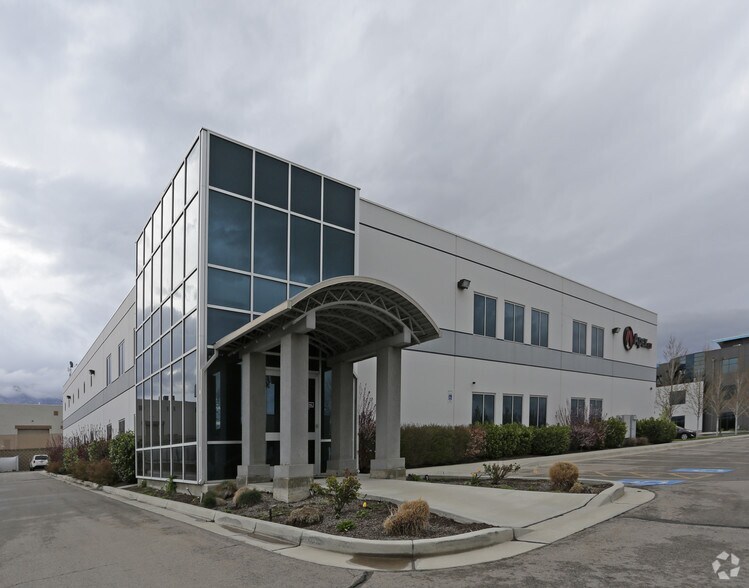 476 N 1500 W, Orem, UT à vendre - Photo de l’immeuble – Image 1 sur 31