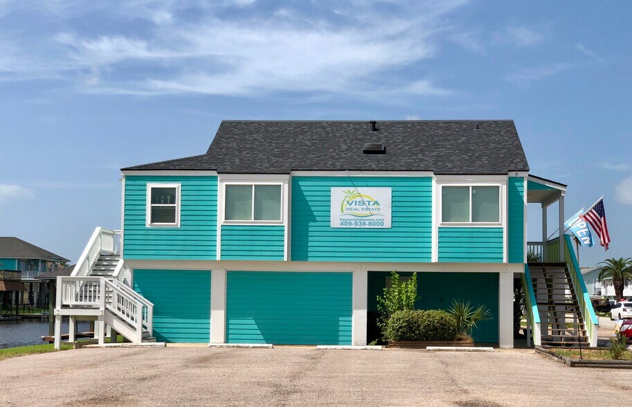 926 Bonita St, Bayou Vista, TX à vendre - Photo de l’immeuble – Image 2 sur 12