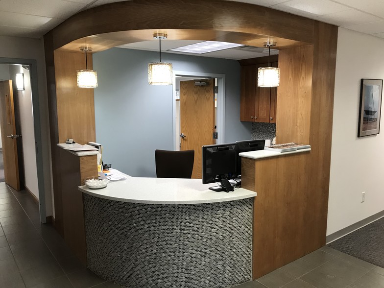 1473 Erie Blvd, Schenectady, NY à louer - Hall d’entrée – Image 2 sur 13