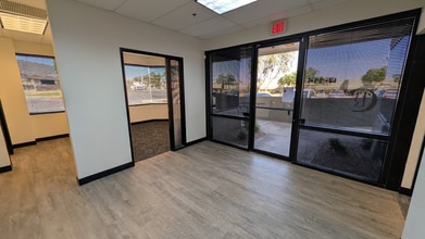 9831 S 51st St, Phoenix, AZ à louer Photo intérieure– Image 1 sur 7