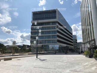 Plus de détails pour Bureau, Local commercial à louer