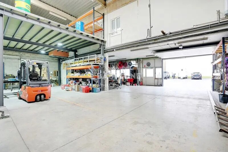 Local d'activités dans Savigny-sur-Orge à vendre - Photo intérieure – Image 3 sur 12