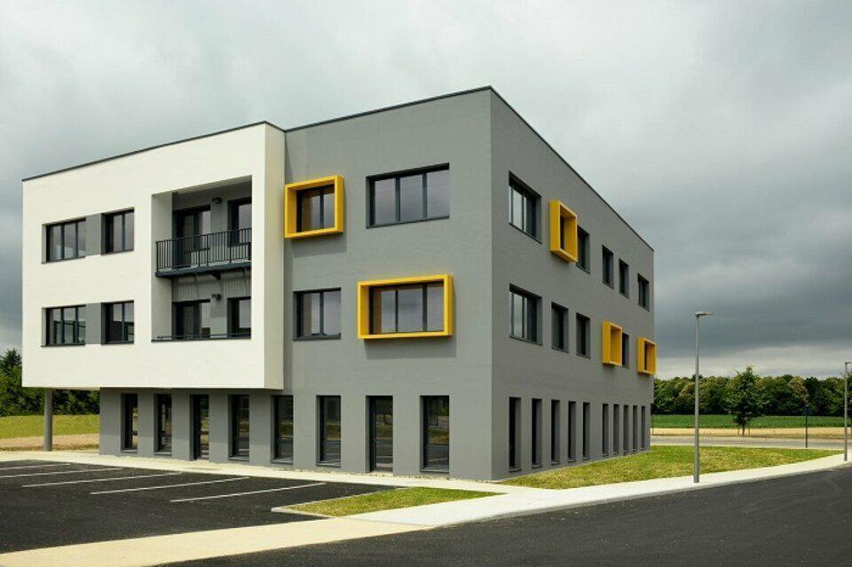 Bureau dans Isneauville à louer Photo de l’immeuble– Image 1 sur 5