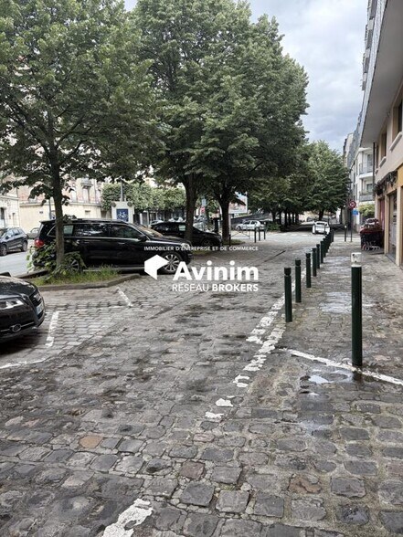 Local commercial dans Alfortville à louer - Photo de l’immeuble – Image 1 sur 4