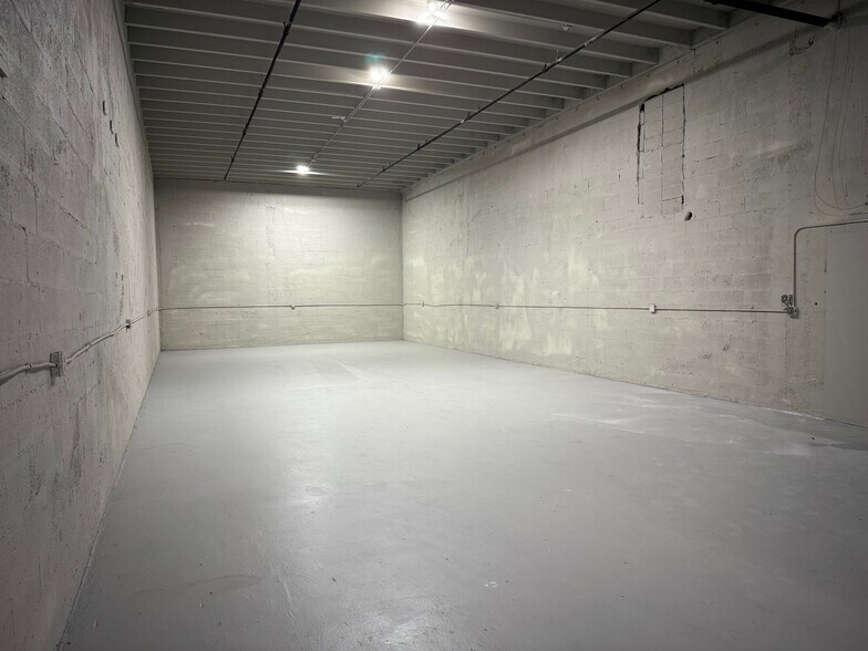 4401-4475 NW 37th Ave, Miami, FL à louer - Photo de l’immeuble – Image 1 sur 6