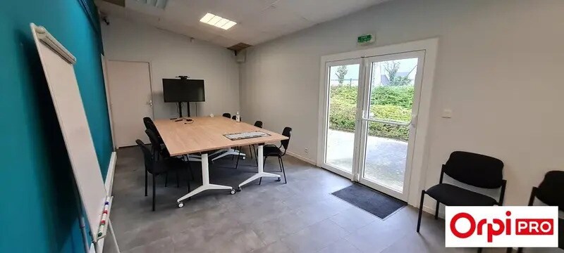 Bureau dans Lamballe-Armor à louer Photo intérieure– Image 1 sur 9
