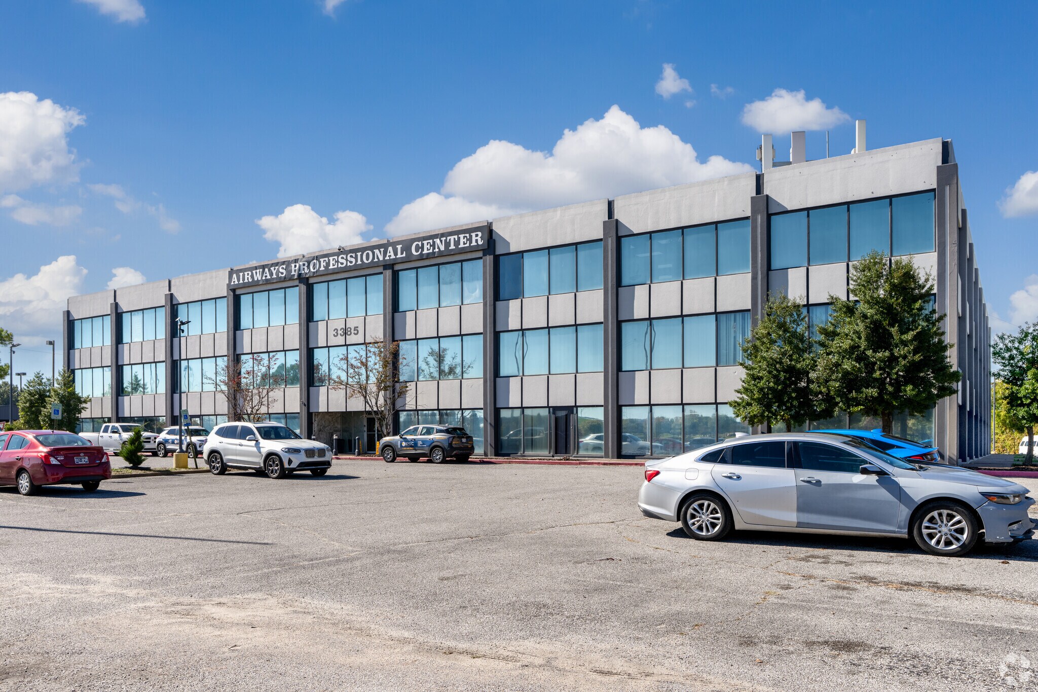 3385 Airways Blvd, Memphis, TN à louer Photo principale– Image 1 sur 36