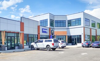 Plus de détails pour 2 Royal Vista Link NW, Calgary, AB - Local commercial à vendre