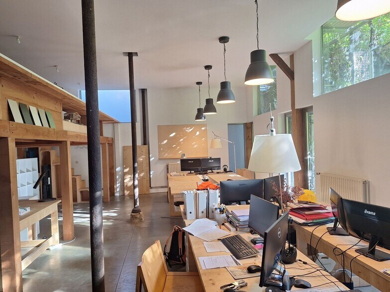 Bureau dans Bordeaux à louer - Photo de l’immeuble – Image 2 sur 6