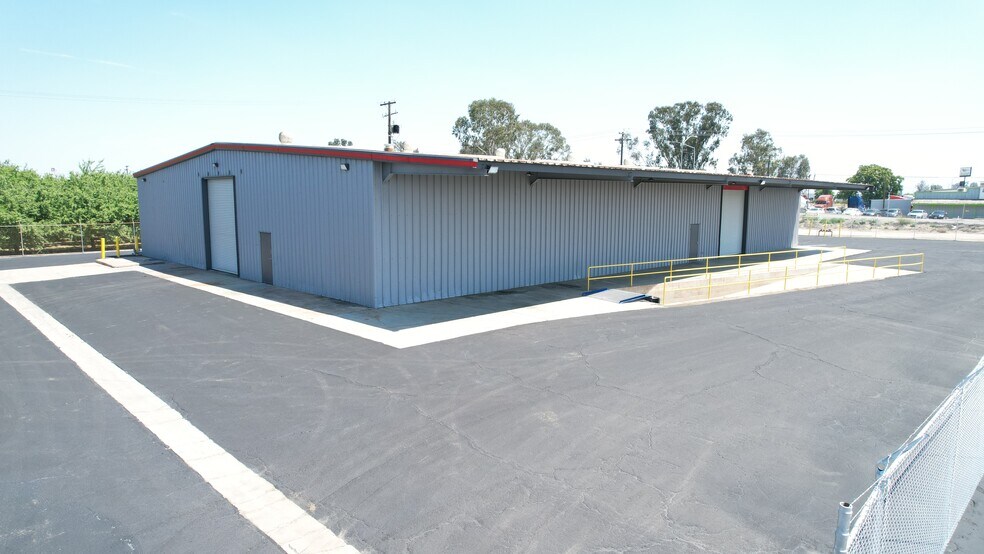 4321 S Chestnut Ave, Fresno, CA à louer - Photo de l’immeuble – Image 2 sur 17