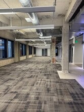 523 W 6th St, Los Angeles, CA à louer Photo intérieure– Image 1 sur 4