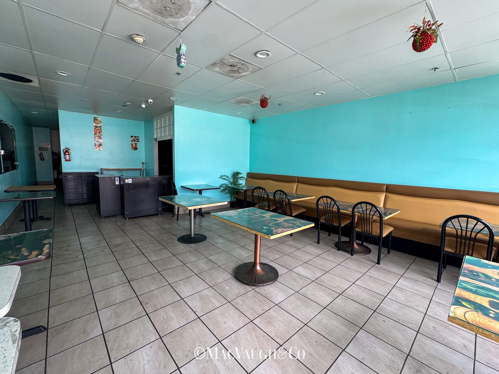 950 E Colorado Blvd, Pasadena, CA à louer Photo intérieure– Image 1 sur 15