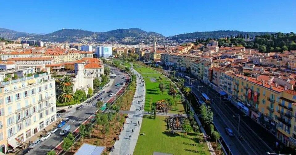 Local commercial dans Nice à vendre - Photo de l’immeuble – Image 3 sur 3