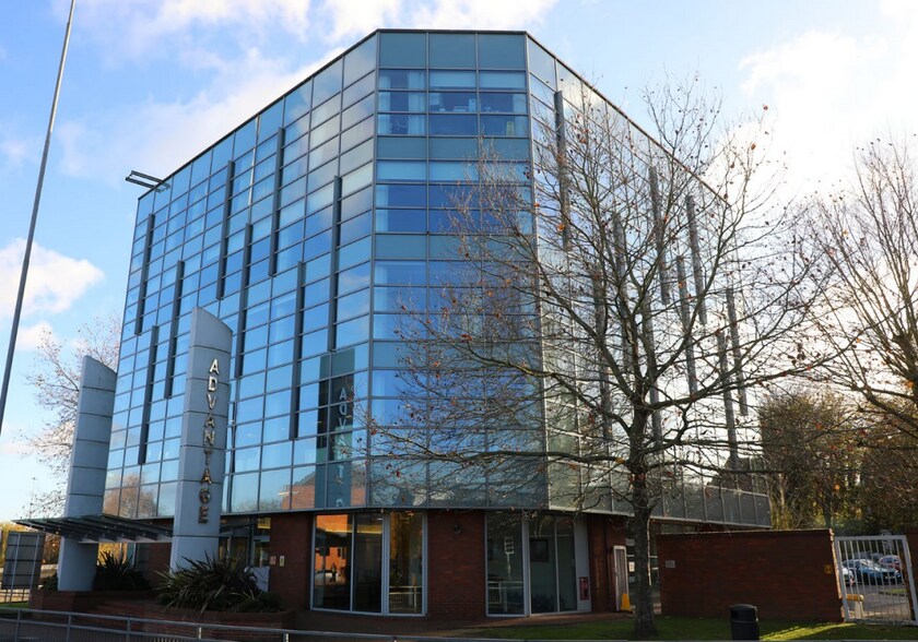 87 Castle St, Reading à louer - Photo de l’immeuble – Image 3 sur 5