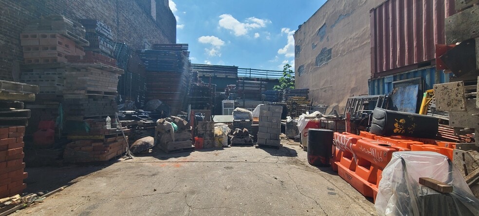 3071 Fulton St, Brooklyn, NY à louer - Photo de l’immeuble – Image 2 sur 4