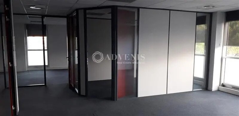 Bureau dans Nantes à louer - Photo de l’immeuble – Image 3 sur 4